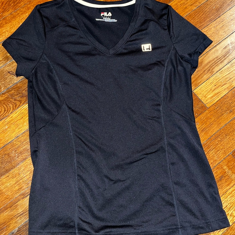 Fila Tech-fabric V-Neck T-Shirt